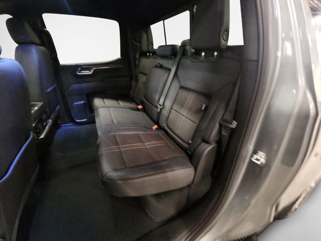 Certified 2025 Chevrolet Silverado 1500 High Country AWD/4WD image 25
