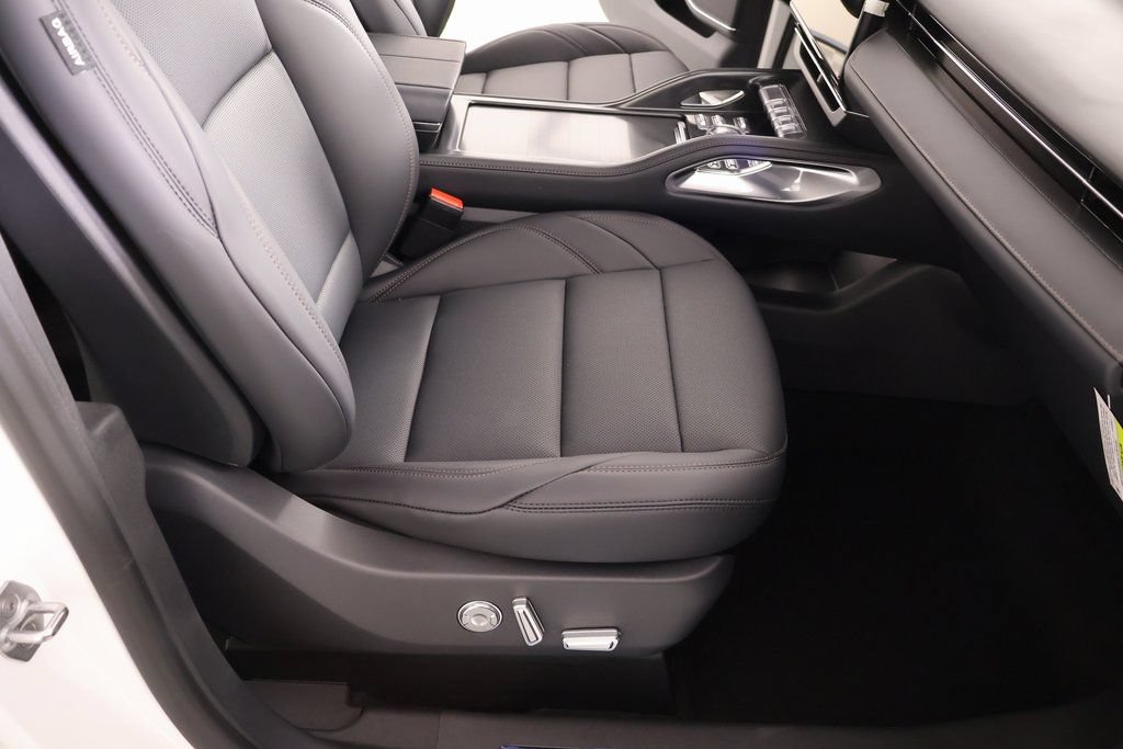 New 2026 Lincoln Nautilus Premier w/ Jet Appearance Package AWD/4WD image 14