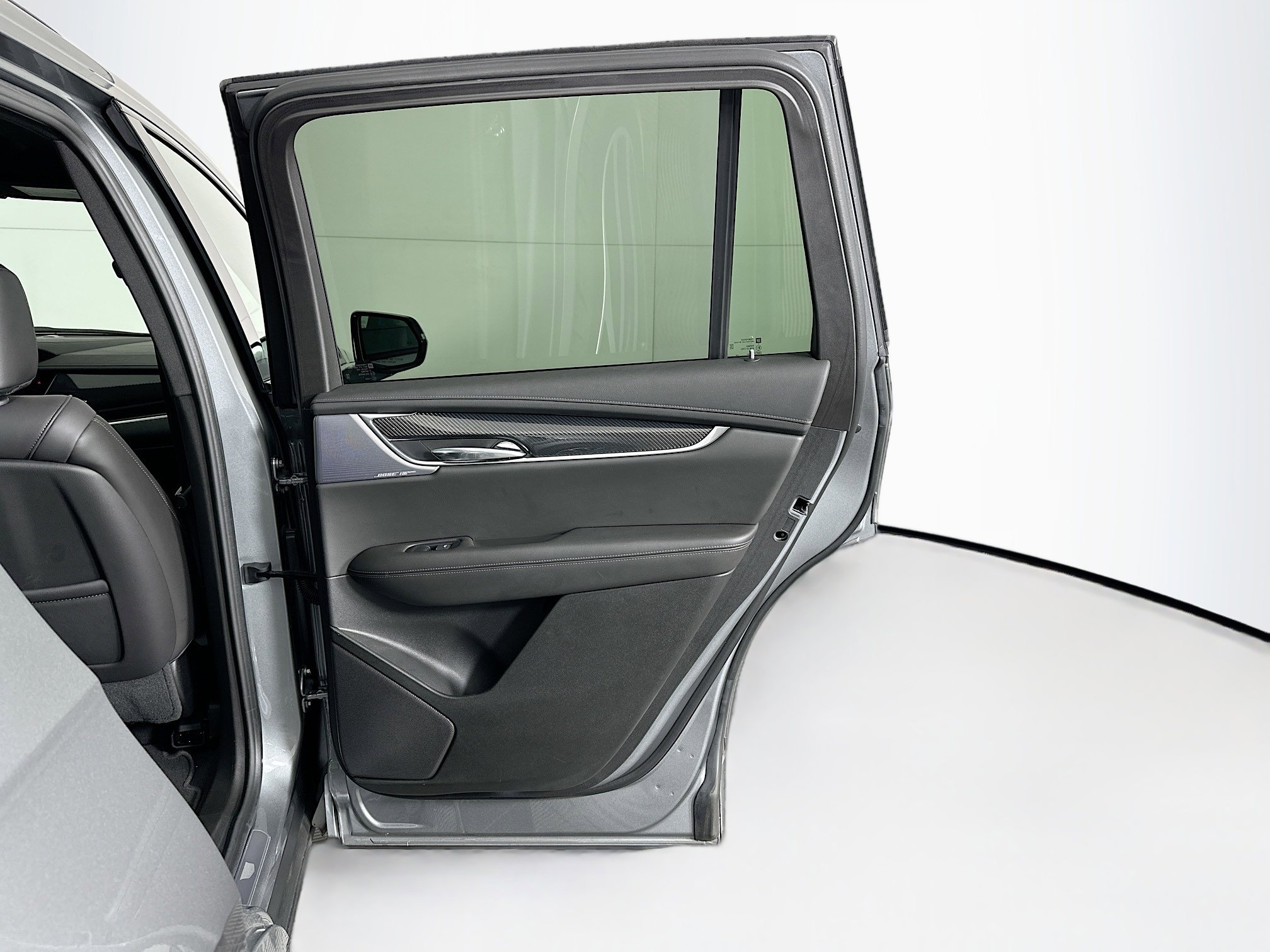 Used 2025 Cadillac XT6 Sport image 34