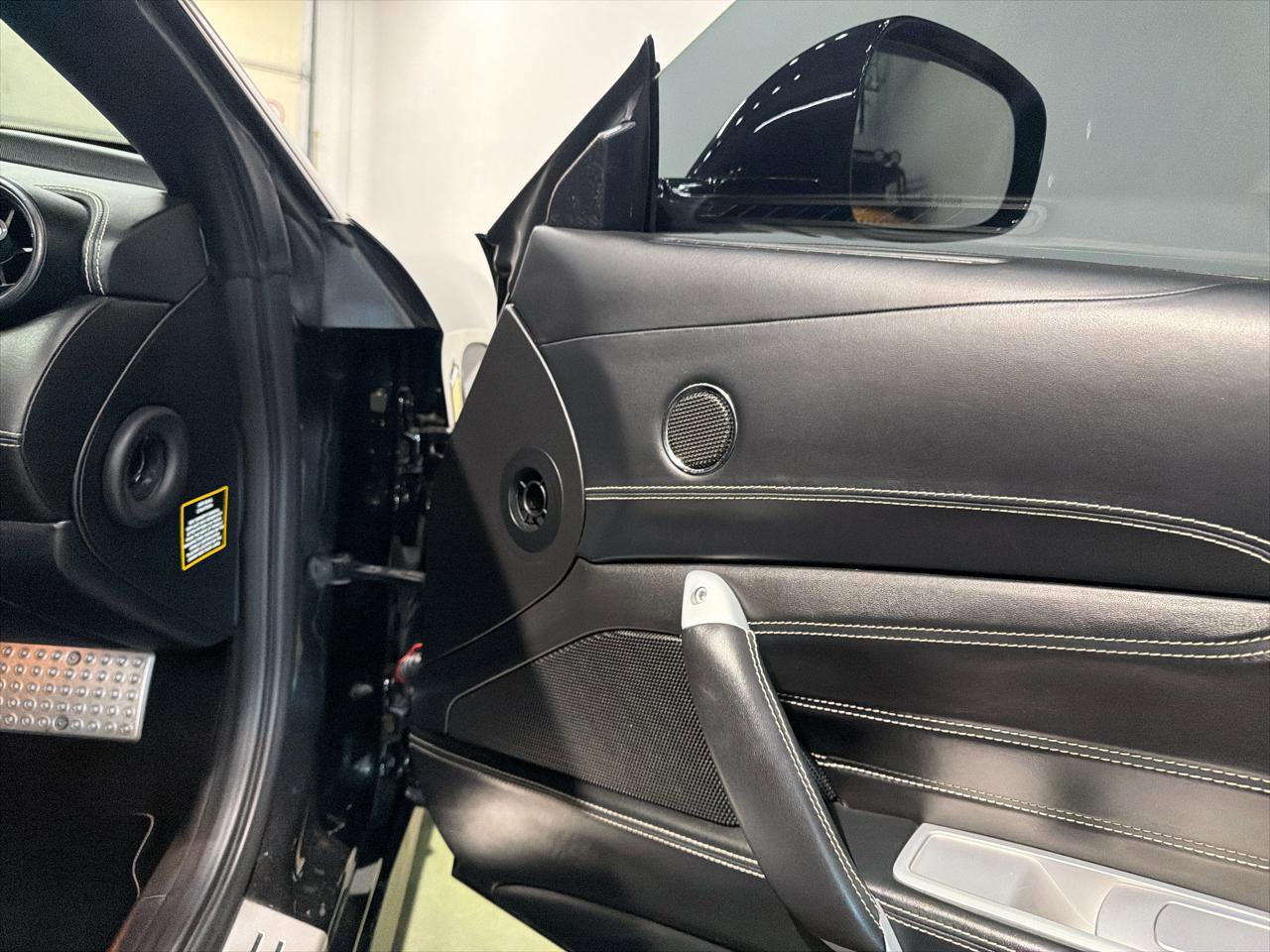 Used 2014 Ferrari FF image 31