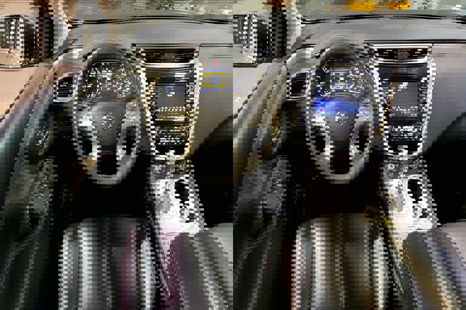 Used 2017 Nissan Murano Platinum w/ Platinum Technology Package image 5