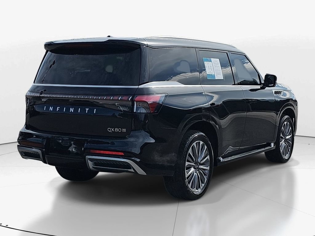 Used 2025 INFINITI QX80 Sensory image 5