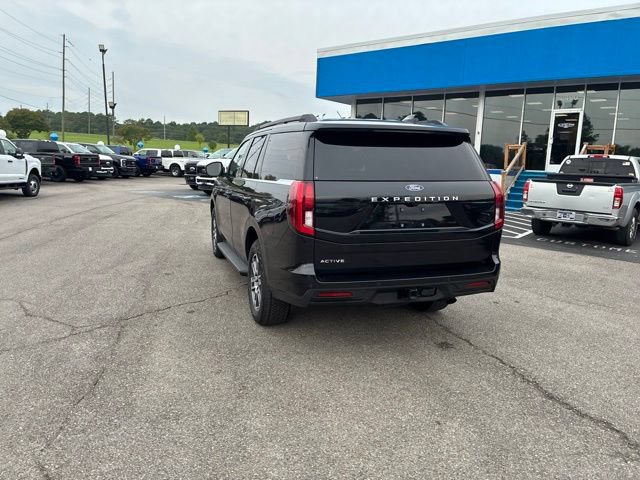 Used 2025 Ford Expedition Active AWD/4WD image 25