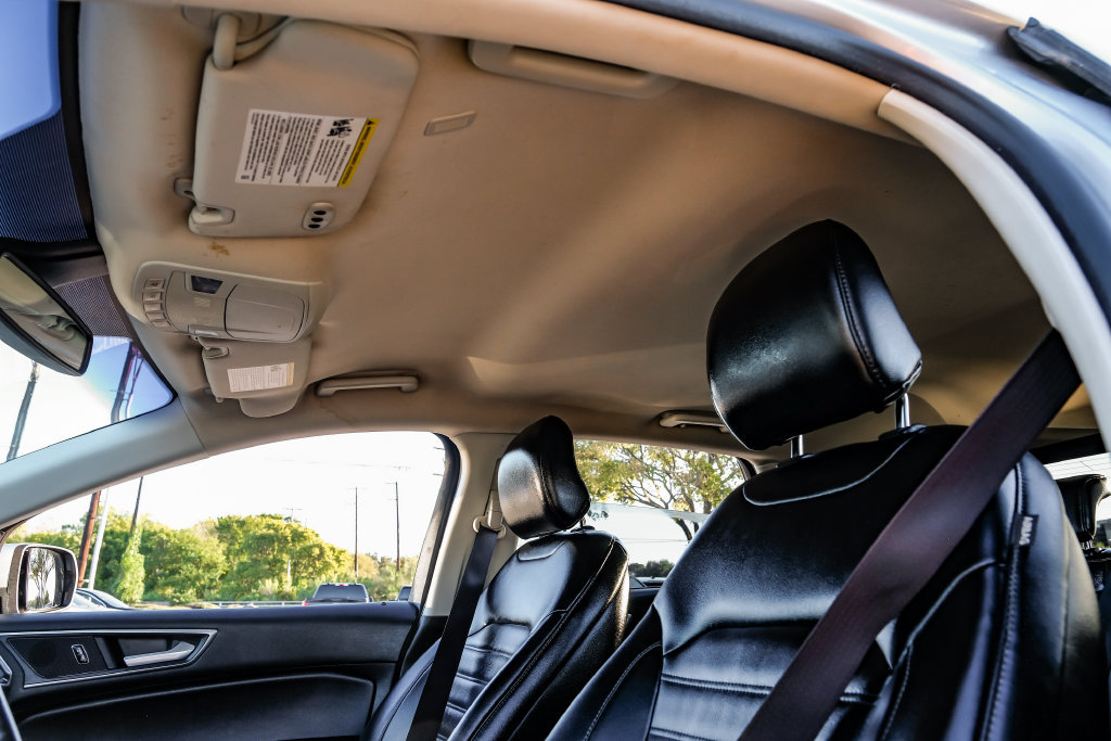 Used 2019 Ford Edge SEL w/ Equipment Group 201A FWD image 29