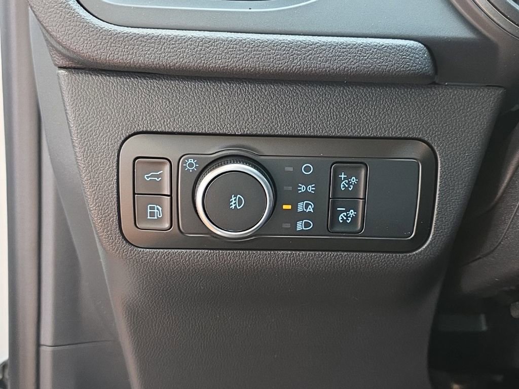 New 2026 Ford Escape SE w/ Class II Trailer Tow Package image 28