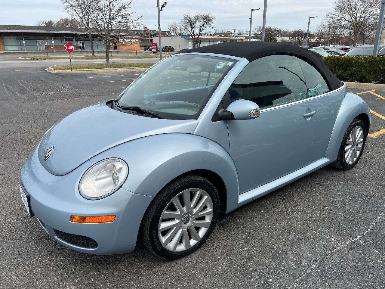 Used 2009 Volkswagen Beetle S image 7