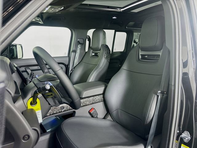 New 2026 Land Rover Defender 110 OCTA AWD/4WD image 21