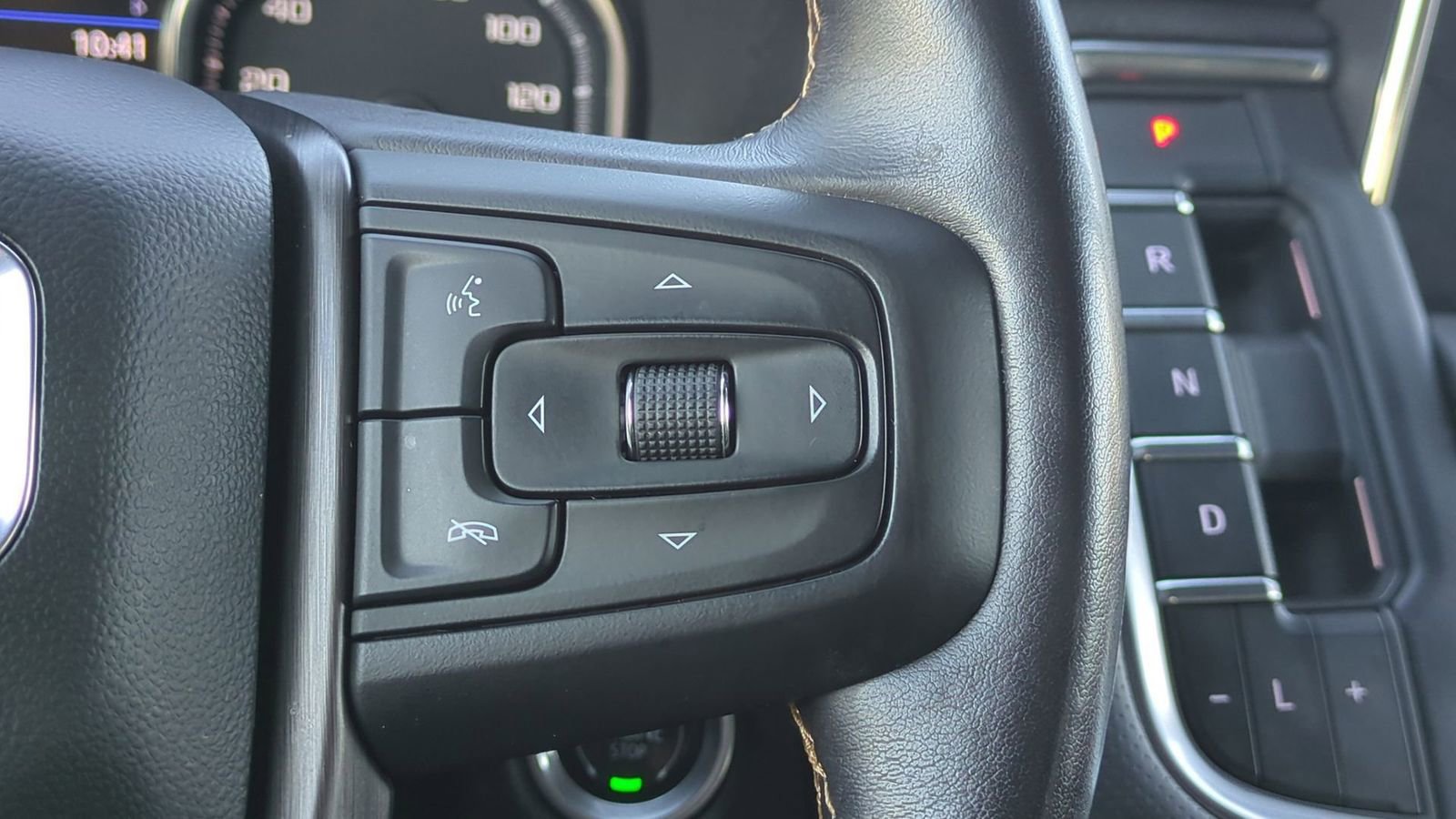 Used 2021 GMC Yukon AT4 image 52