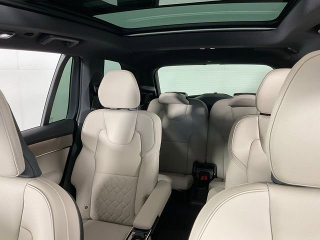 New 2026 Volvo XC90 B6 Plus image 36