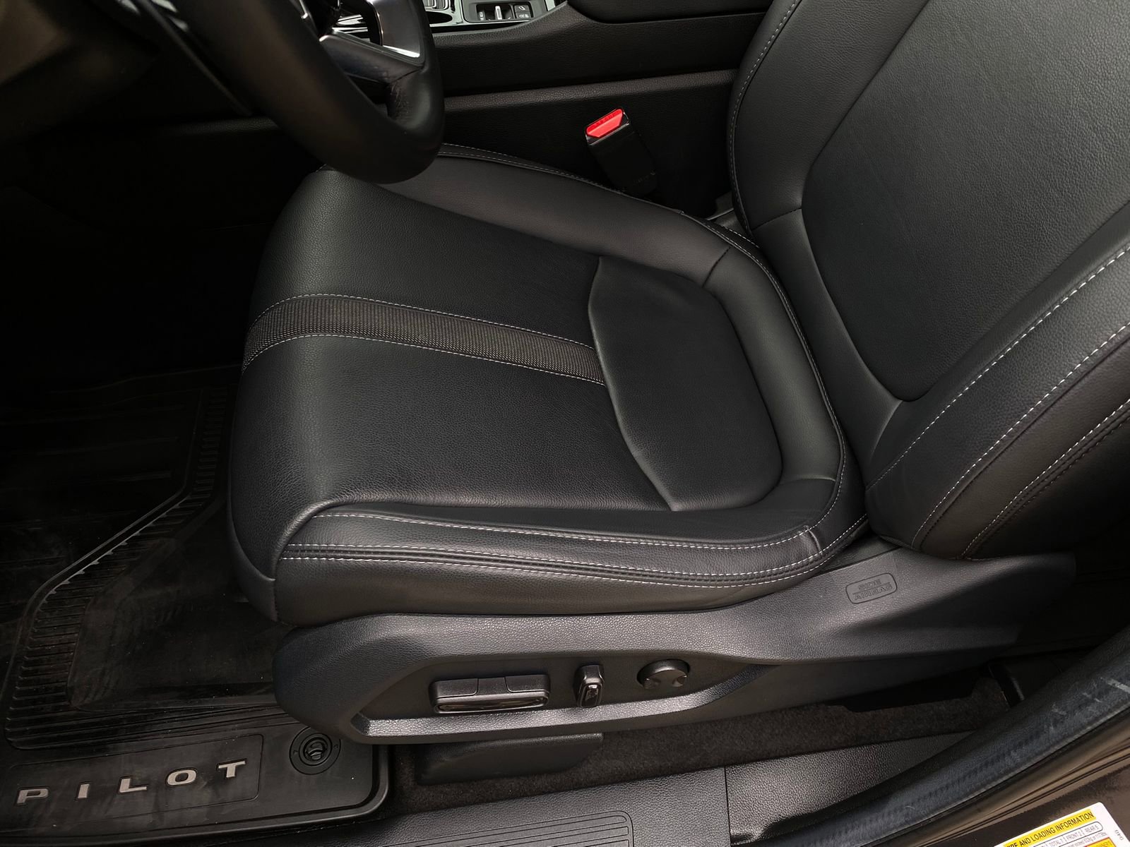 Used 2024 Honda Pilot EX-L image 11