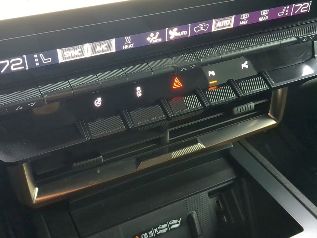 Used 2025 GMC Hummer EV 2X image 15