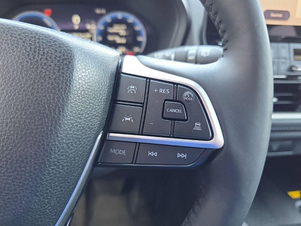 Used 2025 Toyota Grand Highlander AWD Hybrid image 22