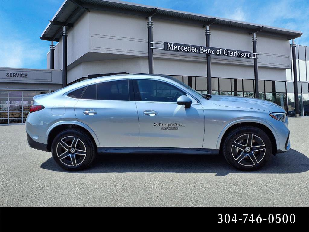 Certified 2026 Mercedes-Benz GLC 300 4MATIC image 2