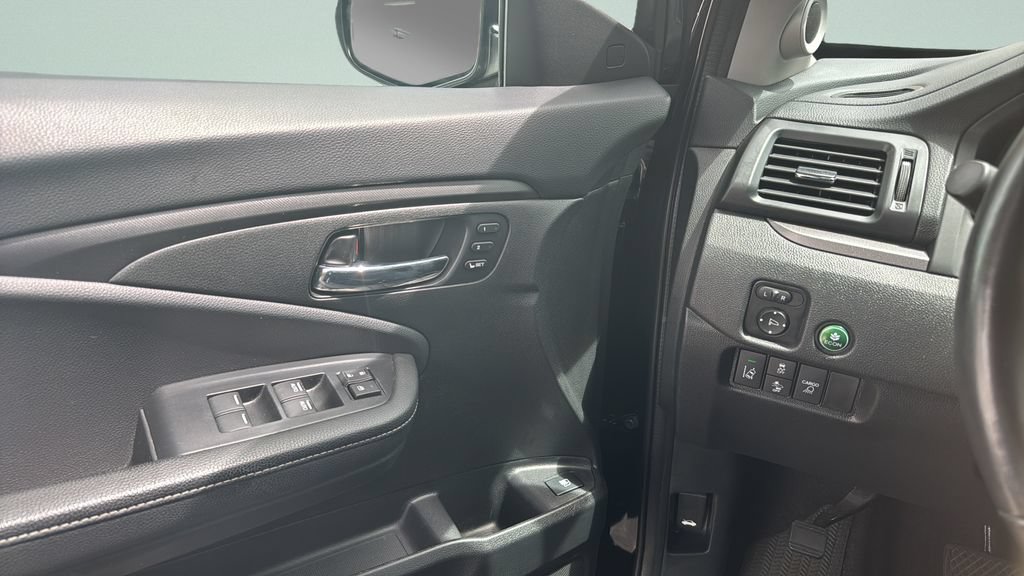 Used 2024 Honda Ridgeline RTL image 17