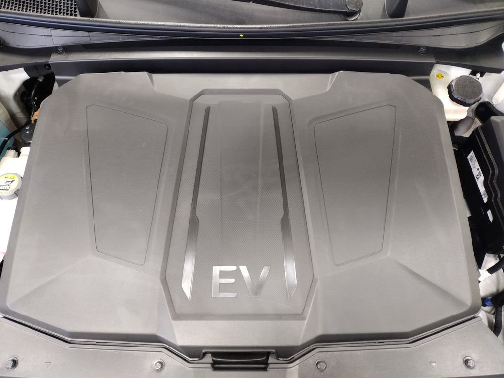 New 2026 Hyundai Ioniq 5 SEL AWD/4WD image 6