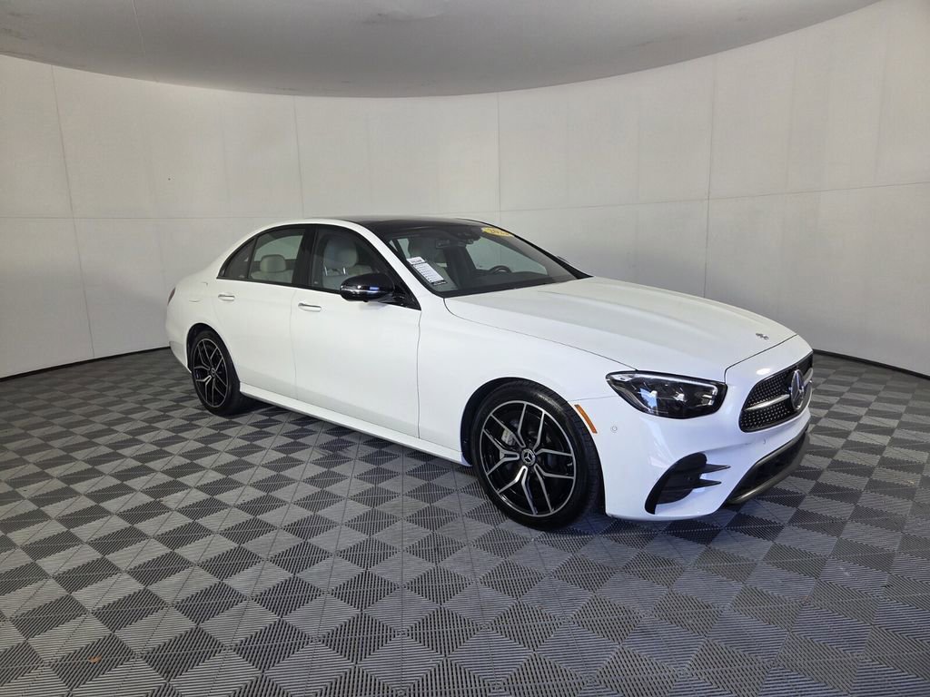 Used 2022 Mercedes-Benz E 350 Sedan image 2