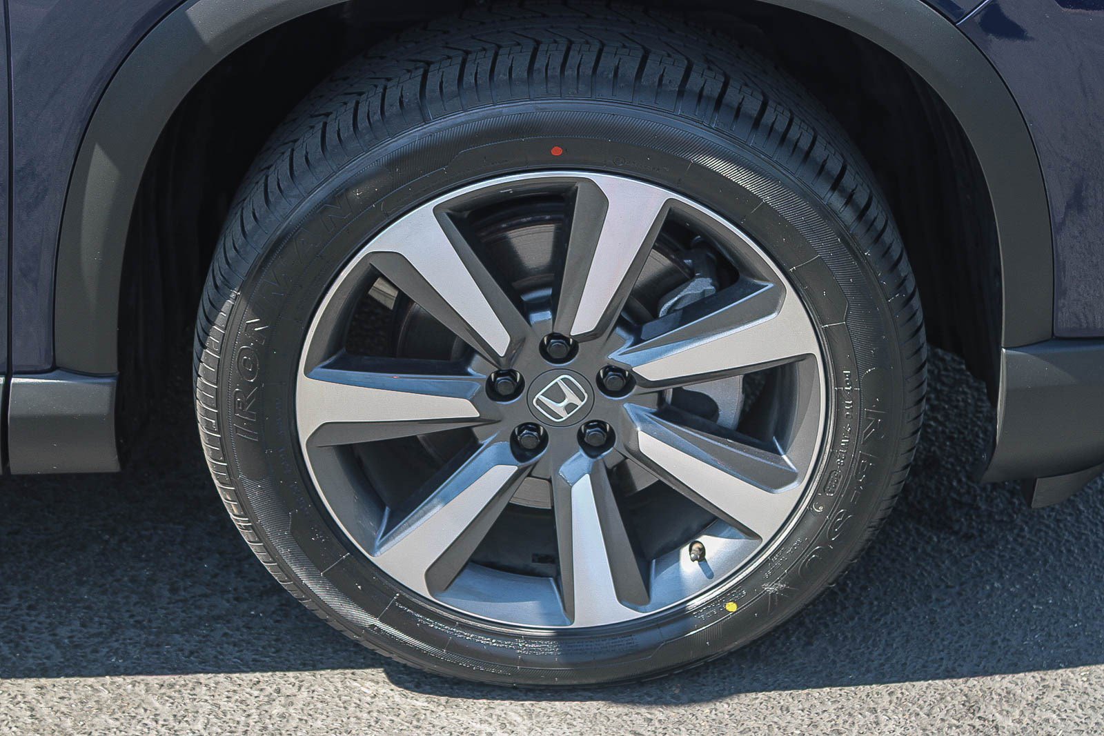 Used 2024 Honda Pilot Touring image 11