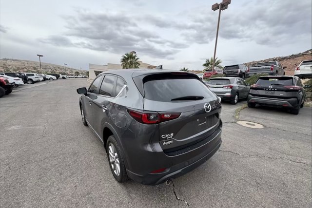 Used 2023 MAZDA CX-5 AWD 2.5 S w/ Preferred Package image 3