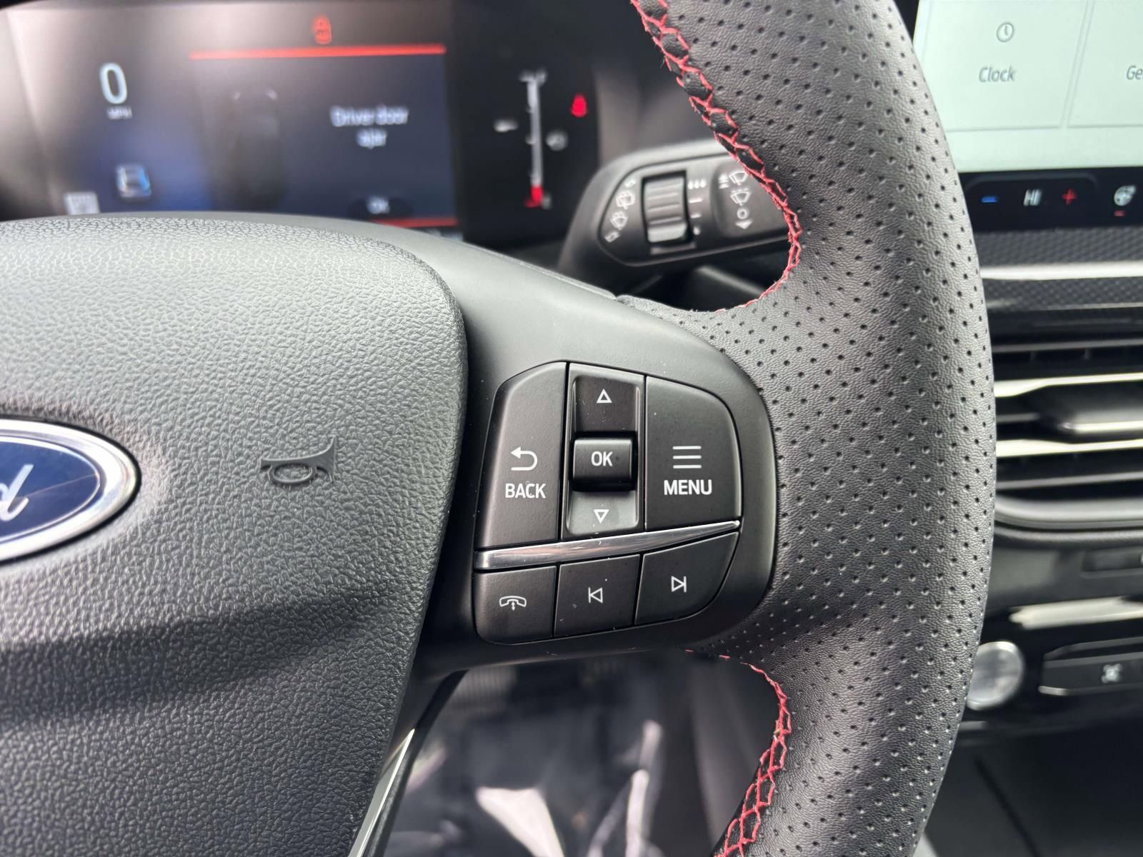 New 2026 Ford Escape ST-Line Select w/ Equipment Group 401A image 18