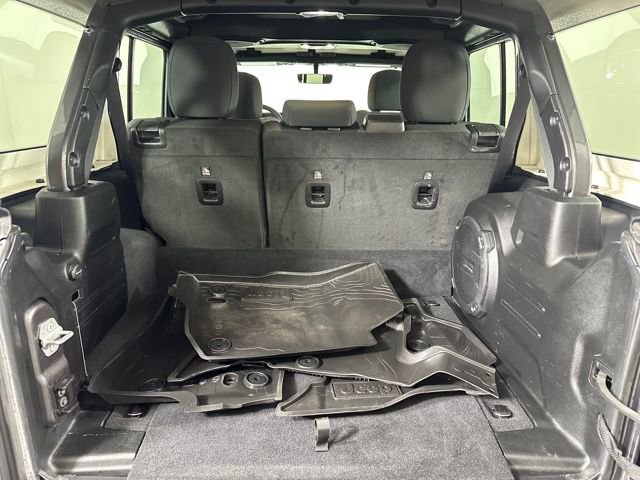 Used 2023 Jeep Wrangler Unlimited w/ 8.4" Radio Group image 25