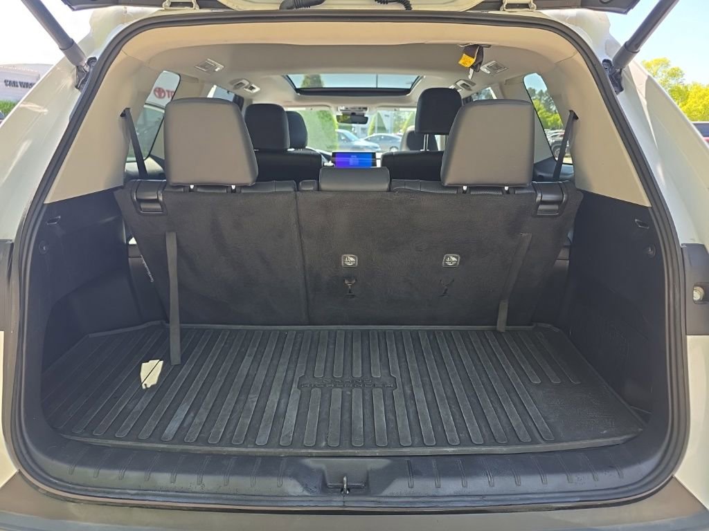 Used 2024 Toyota Grand Highlander XLE image 38