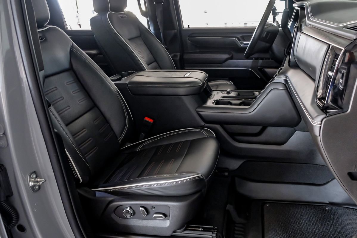 Used 2024 GMC Sierra 2500 AT4X image 31