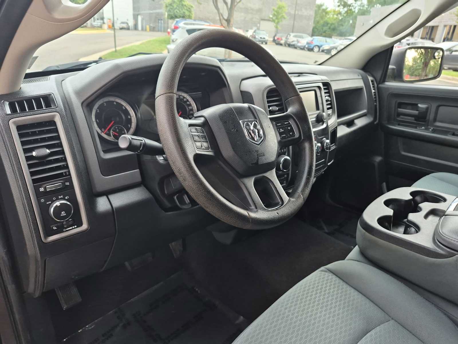 Used 2016 RAM 1500 Express AWD/4WD image 10