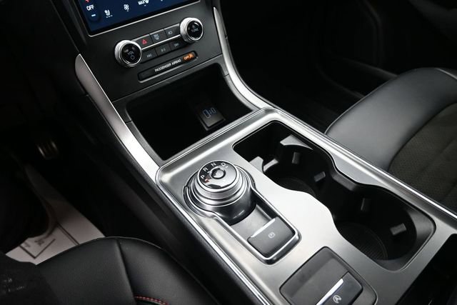 Certified 2024 Ford Edge ST-Line AWD/4WD image 19