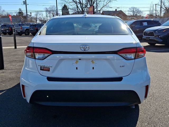 Certified 2024 Toyota Corolla LE FWD image 5