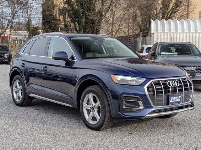 Certified 2023 Audi Q5 2.0T Premium w/ Convenience Package image 3