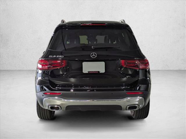Certified 2025 Mercedes-Benz GLB 250 image 8