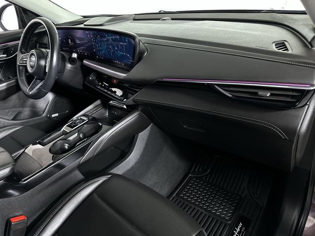 Used 2024 Buick Envision Preferred AWD/4WD image 30