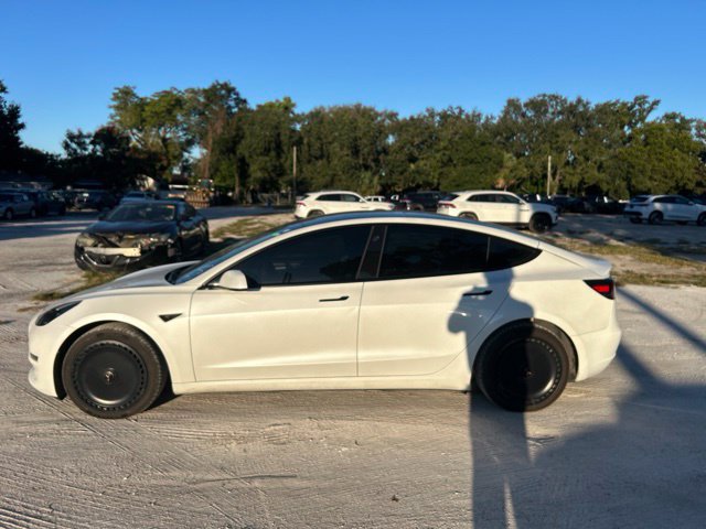 Used 2023 Tesla Model 3 Standard Range RWD image 15