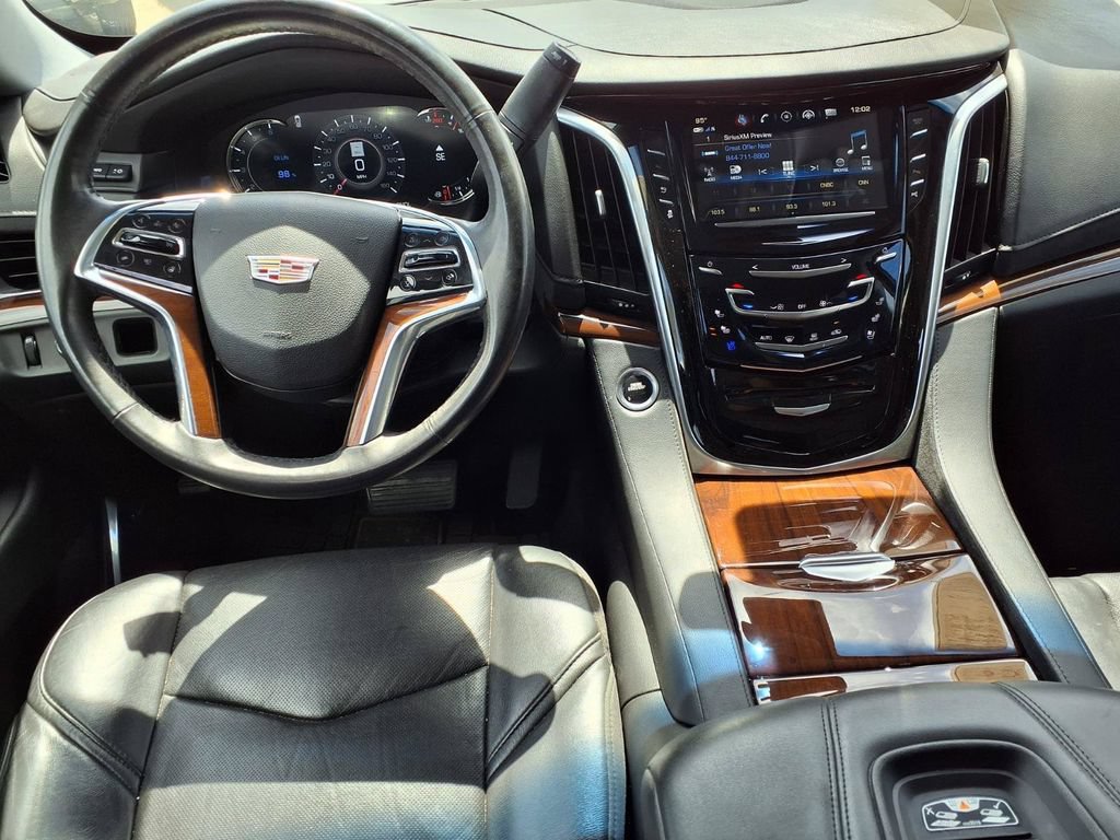 Used 2020 Cadillac Escalade ESV Luxury RWD image 13