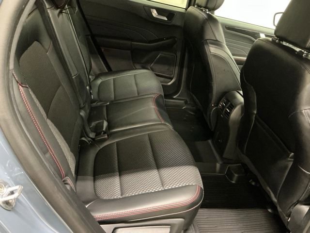 Used 2024 Ford Escape ST-Line w/ Equipment Group 301A image 18