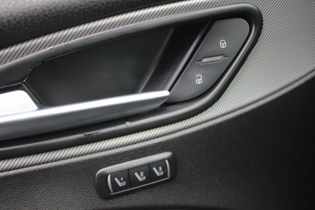 Used 2023 Alfa Romeo Stelvio Veloce image 20