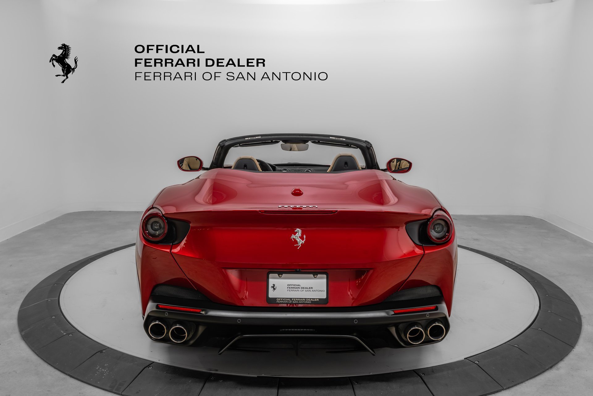 Certified 2020 Ferrari Portofino image 11