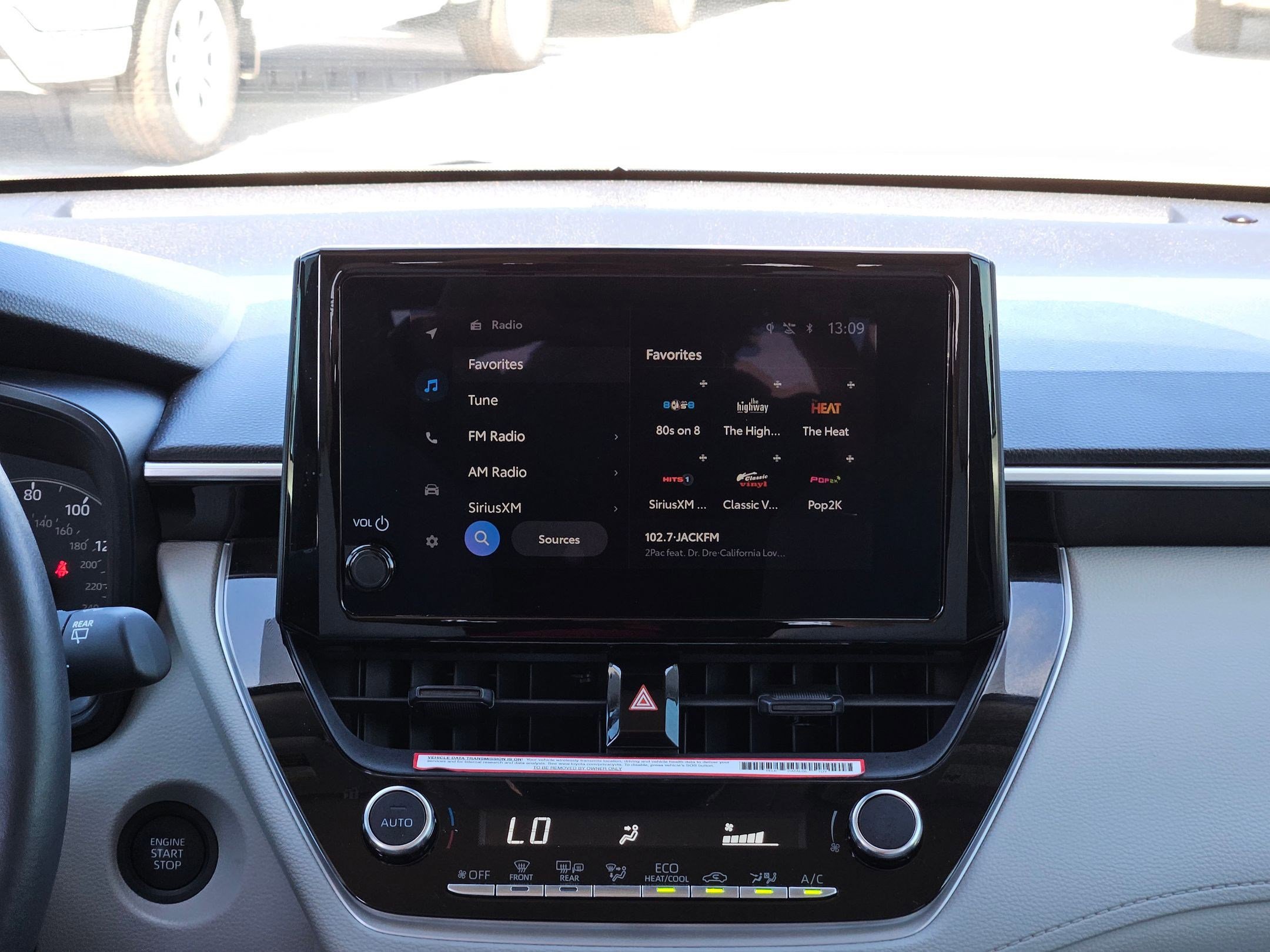 Used 2024 Toyota Corolla Cross LE image 17