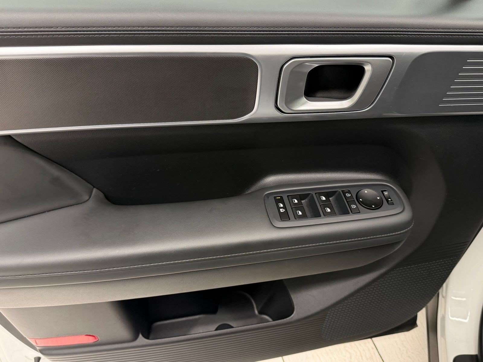 Used 2026 Hyundai Santa Fe SEL AWD/4WD image 12