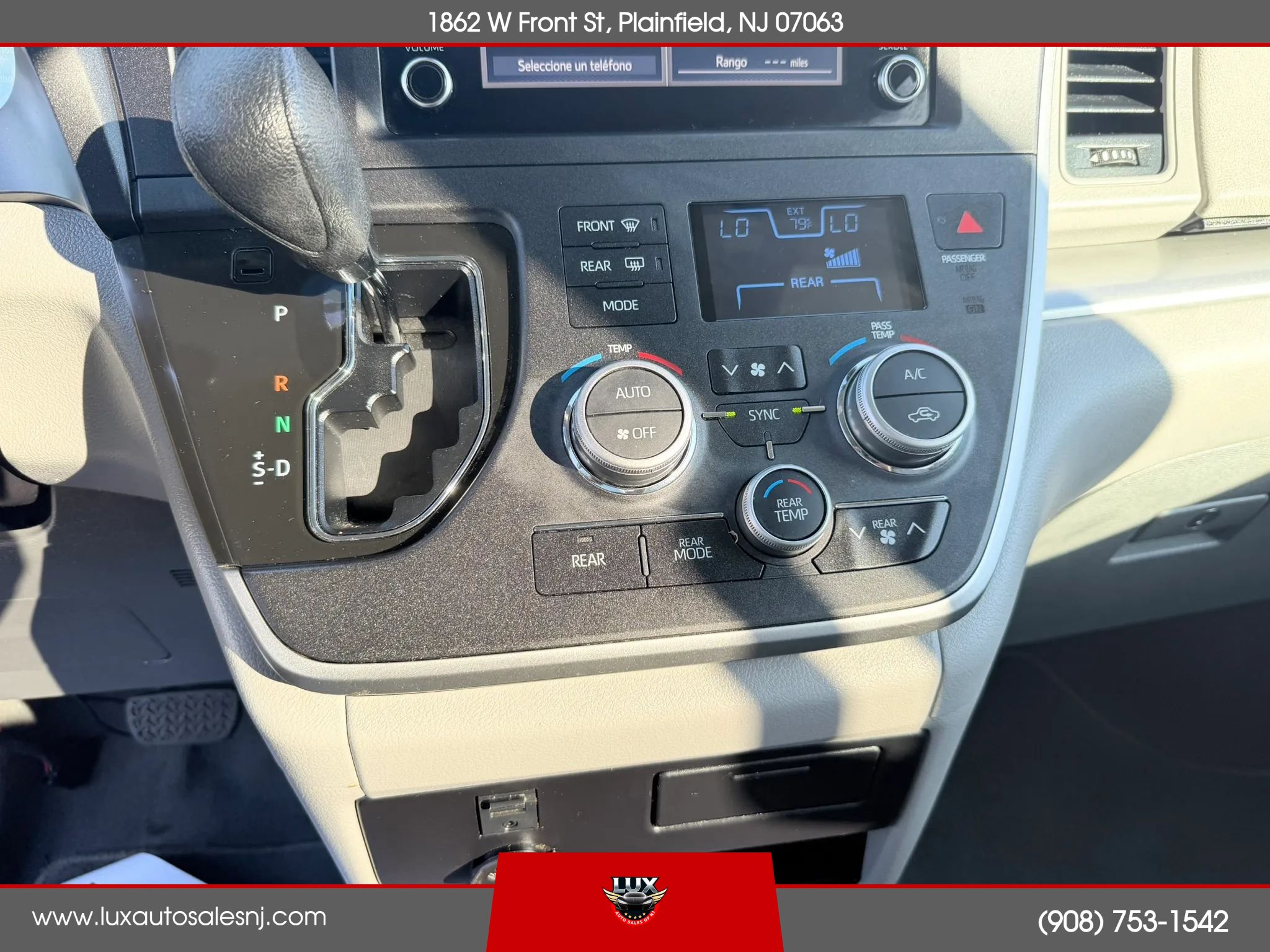 Used 2020 Toyota Sienna L FWD image 13