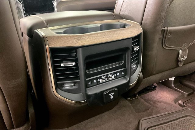 Used 2026 RAM 1500 Limited w/ Trailer Tow Group AWD/4WD image 3