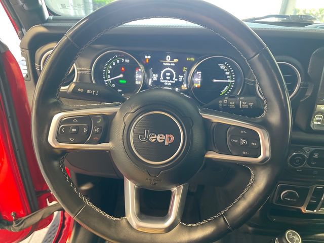 Used 2023 Jeep Wrangler Unlimited Sahara w/ Cold Weather Group AWD/4WD image 9