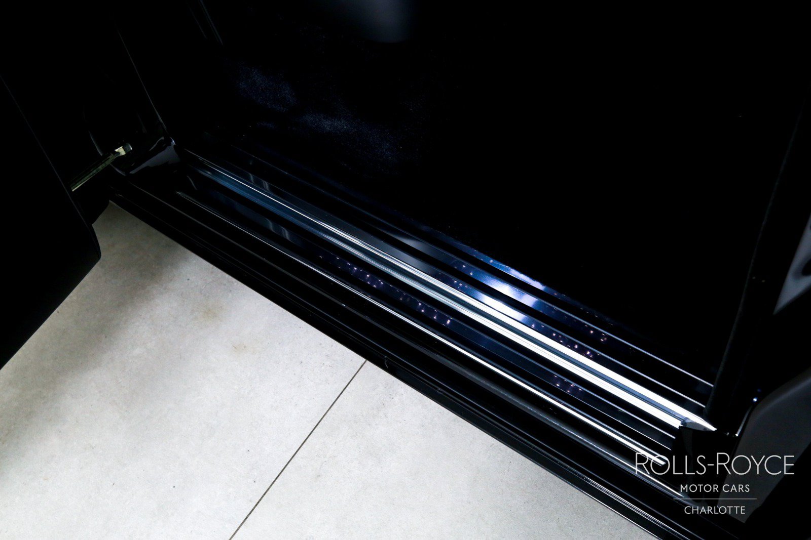 Used 2020 Rolls-Royce Phantom Sedan RWD image 33
