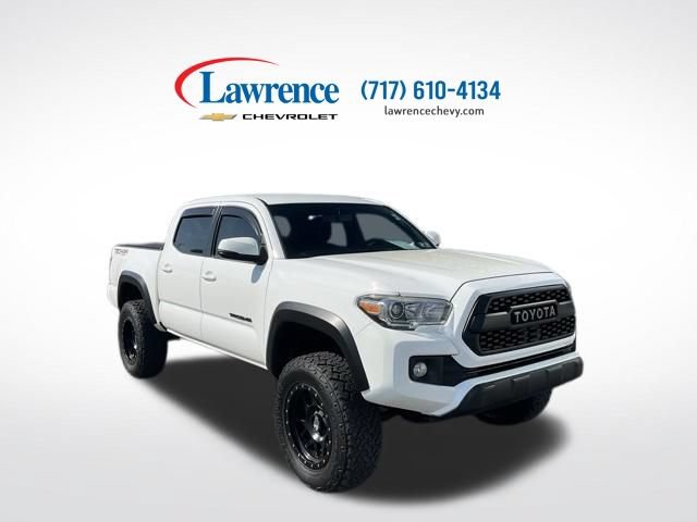 Used 2017 Toyota Tacoma TRD Off-Road w/ Tow Package (A/T) AWD/4WD image 1