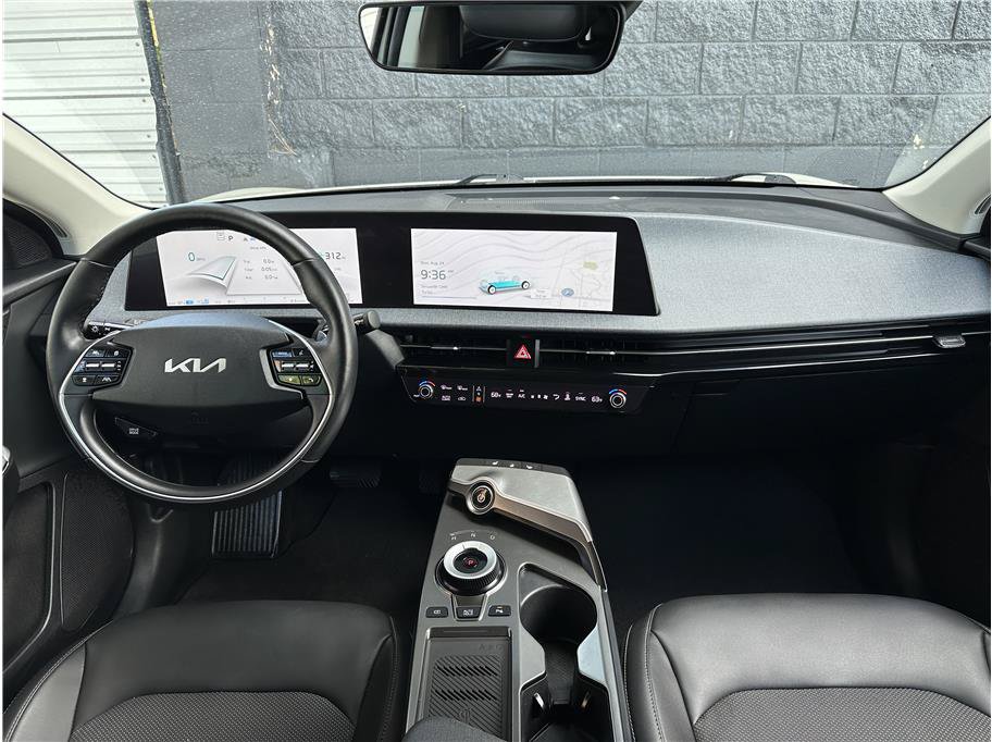 Used 2024 Kia EV6 Light AWD/4WD image 18