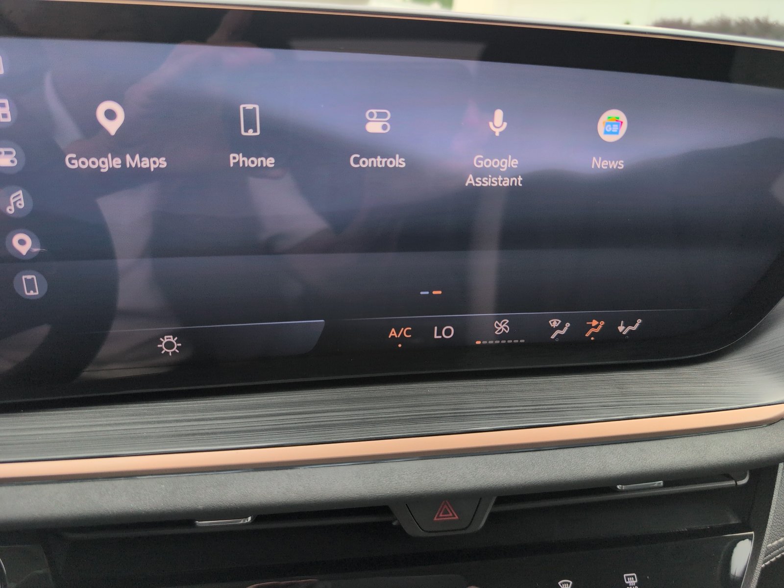 Used 2025 Buick Envision Sport Touring AWD/4WD image 29