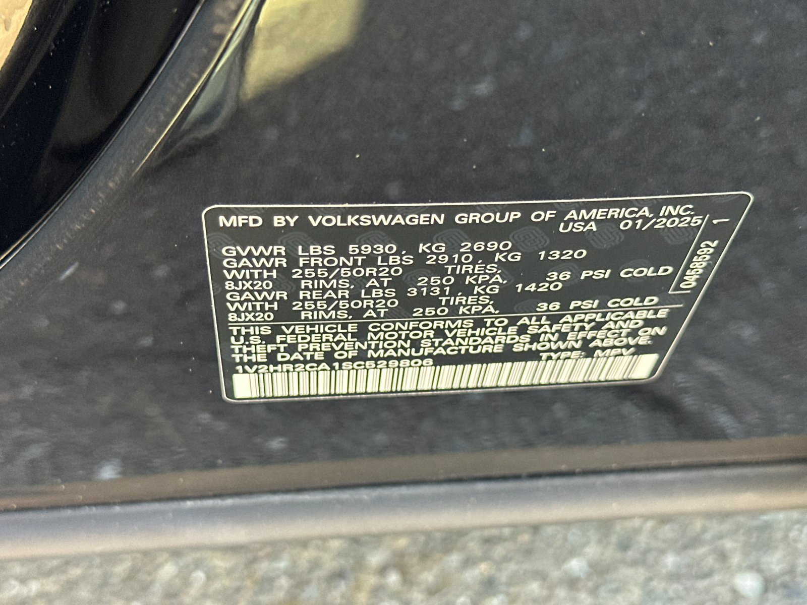 Used 2025 Volkswagen Atlas SE AWD/4WD image 43