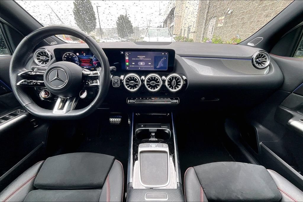 Certified 2025 Mercedes-Benz GLA 35 AMG 4MATIC image 15
