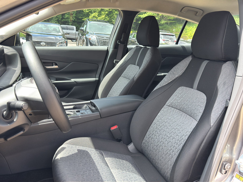 New 2026 Nissan Sentra SV FWD image 12