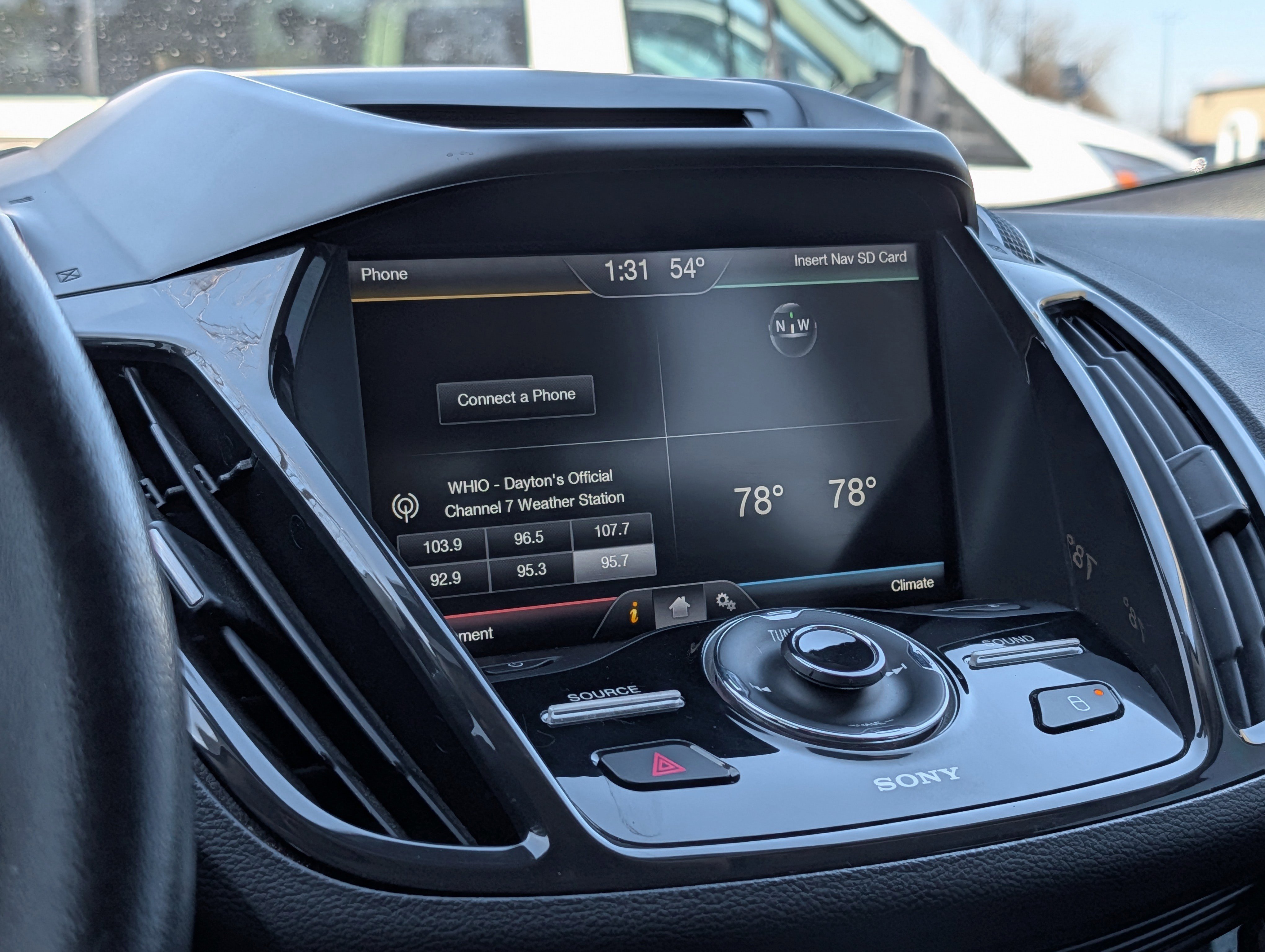 Used 2014 Ford Escape Titanium w/ Equipment Group 401A image 20